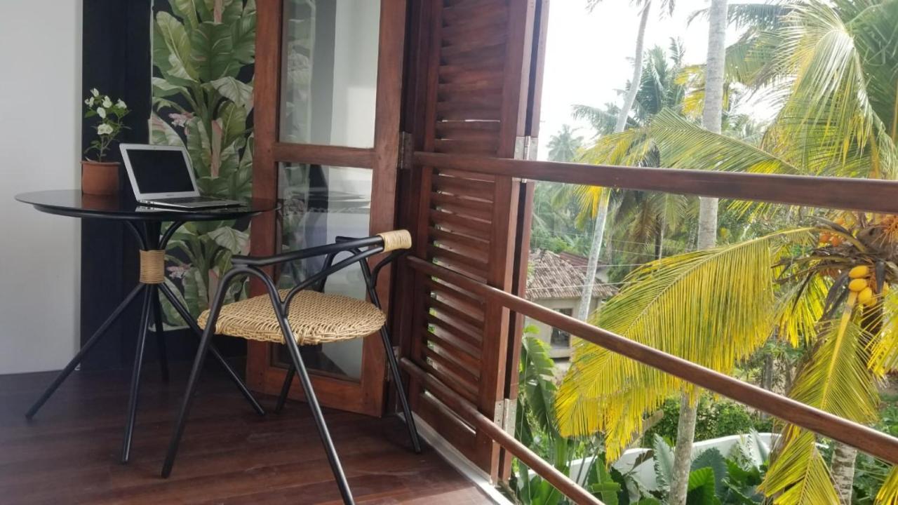 Colive Ahangama Quarto foto